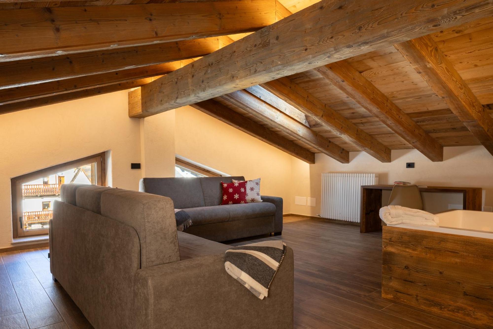 Les Reves Des Montagnards, Appartements De Charme Torgnon Exterior photo