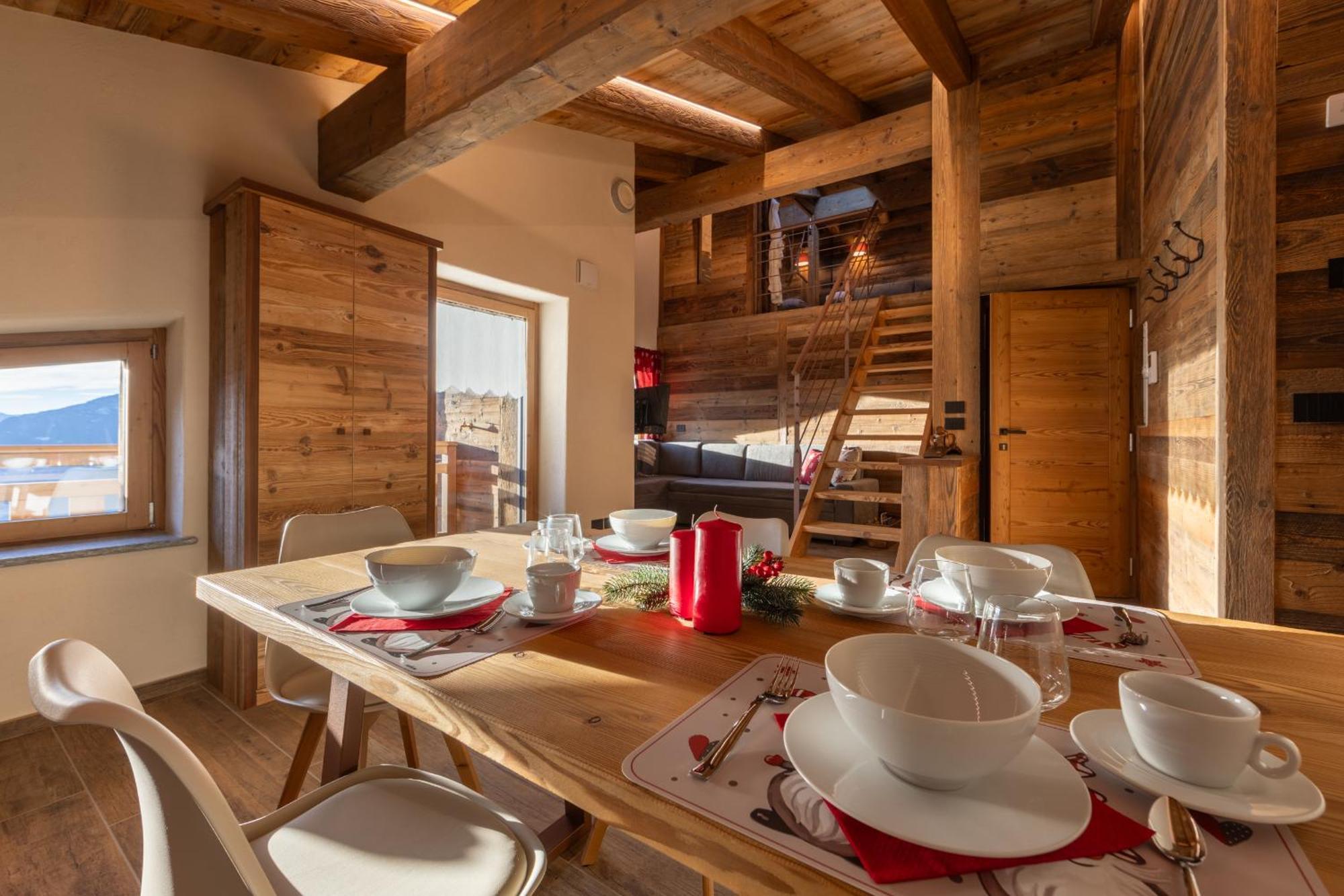 Les Reves Des Montagnards, Appartements De Charme Torgnon Exterior photo